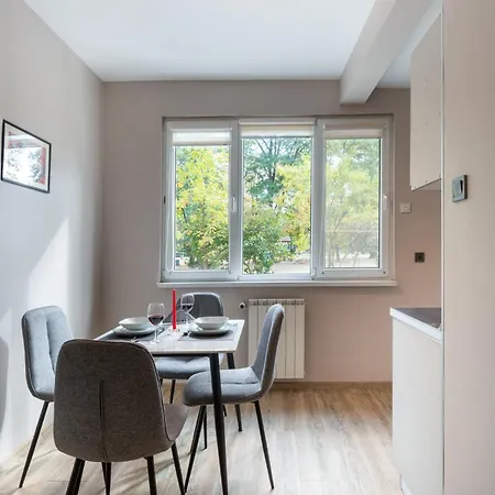 Zaimov Park View Apartamento Sófia