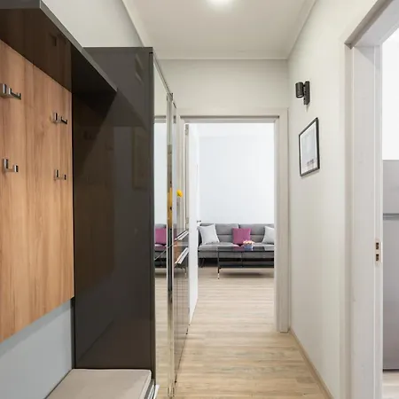 Zaimov Park View Apartamento Sófia